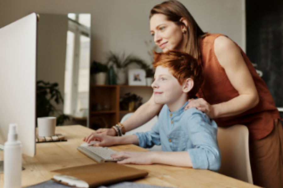 Advantages of E-learning for Education